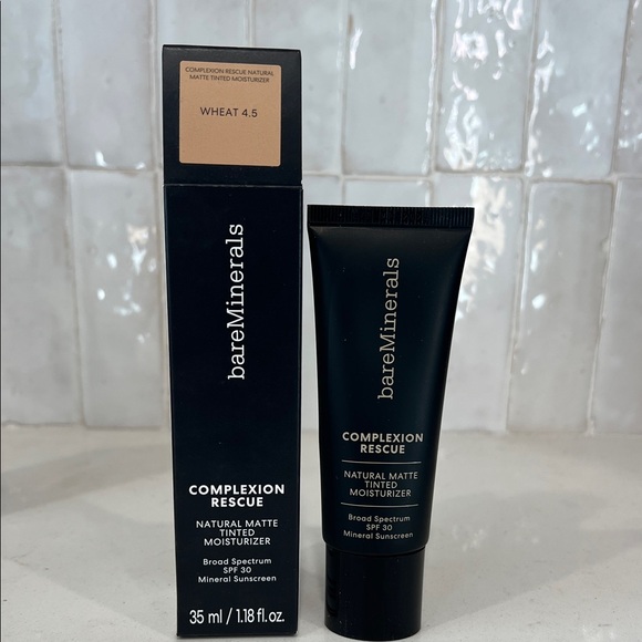 bareMinerals Complexion Rescue Matte Tinted Moisturizer - Wheat 4.5 - Picture 1 of 5